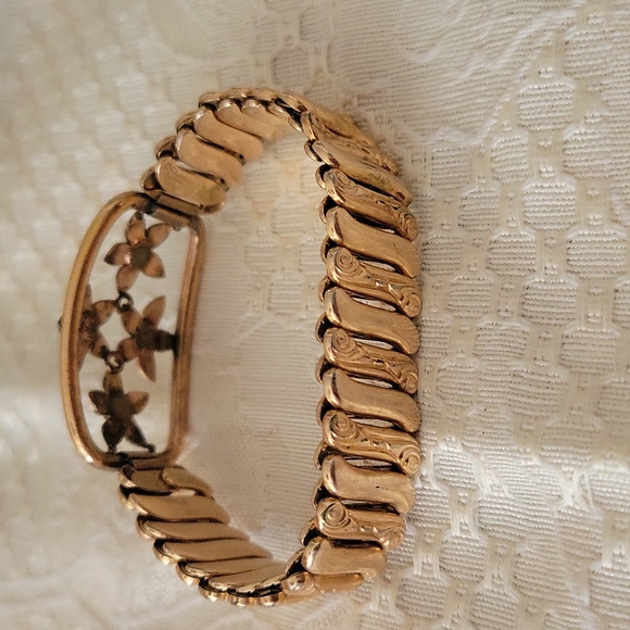 Vintage Rare Sweetheart Bracelet - Picture 2 of 3